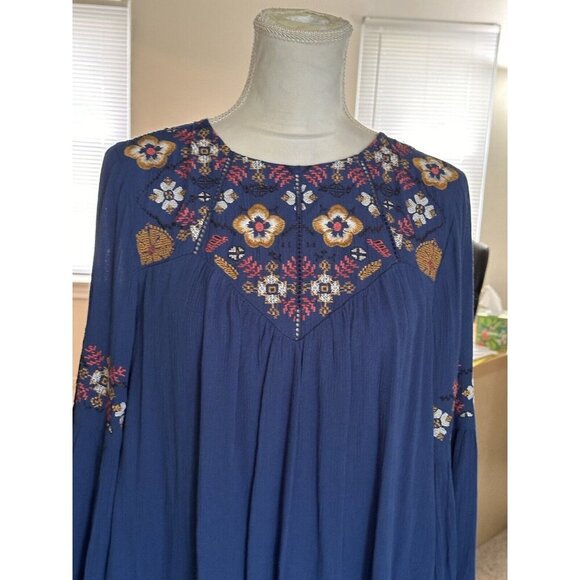 Blue Rain Francesca's Bohemian Embroidered Mini Dress Blue NWT Size S A-line - Picture 3 of 11